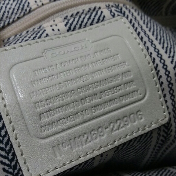 Coach Natural Straw White Dogleash Large Hobo Bag - Picture 4 of 8